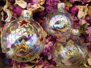 glass baubles dried roses